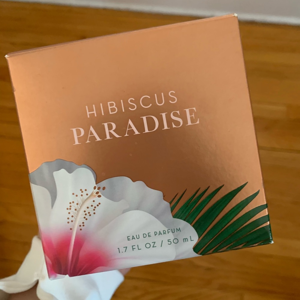 BATH & BODY WORKS HIBISCUS SPRAY